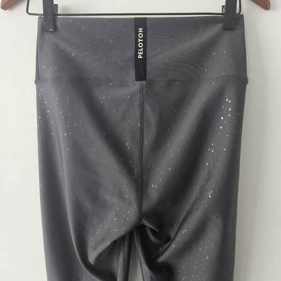 Peloton Show Up Sparkle Legging Size L - Picture 7 of 9